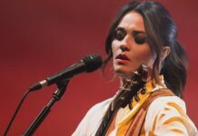 “D come Dannate Ingenue”: Carmen Consoli trasforma il Castello Sforzesco in un luogo dove la musica torna ad avere qualcosa di importante da dire