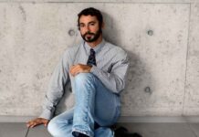 Dario Vitale da Emporio Armani: la scelta giusta per portare Armani nel futuro senza tradirlo