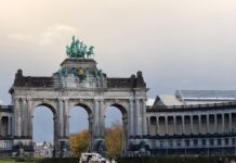 Parti da Milano e ti svegli a Bruxelles: il nuovo treno notturno conquista l’Europa